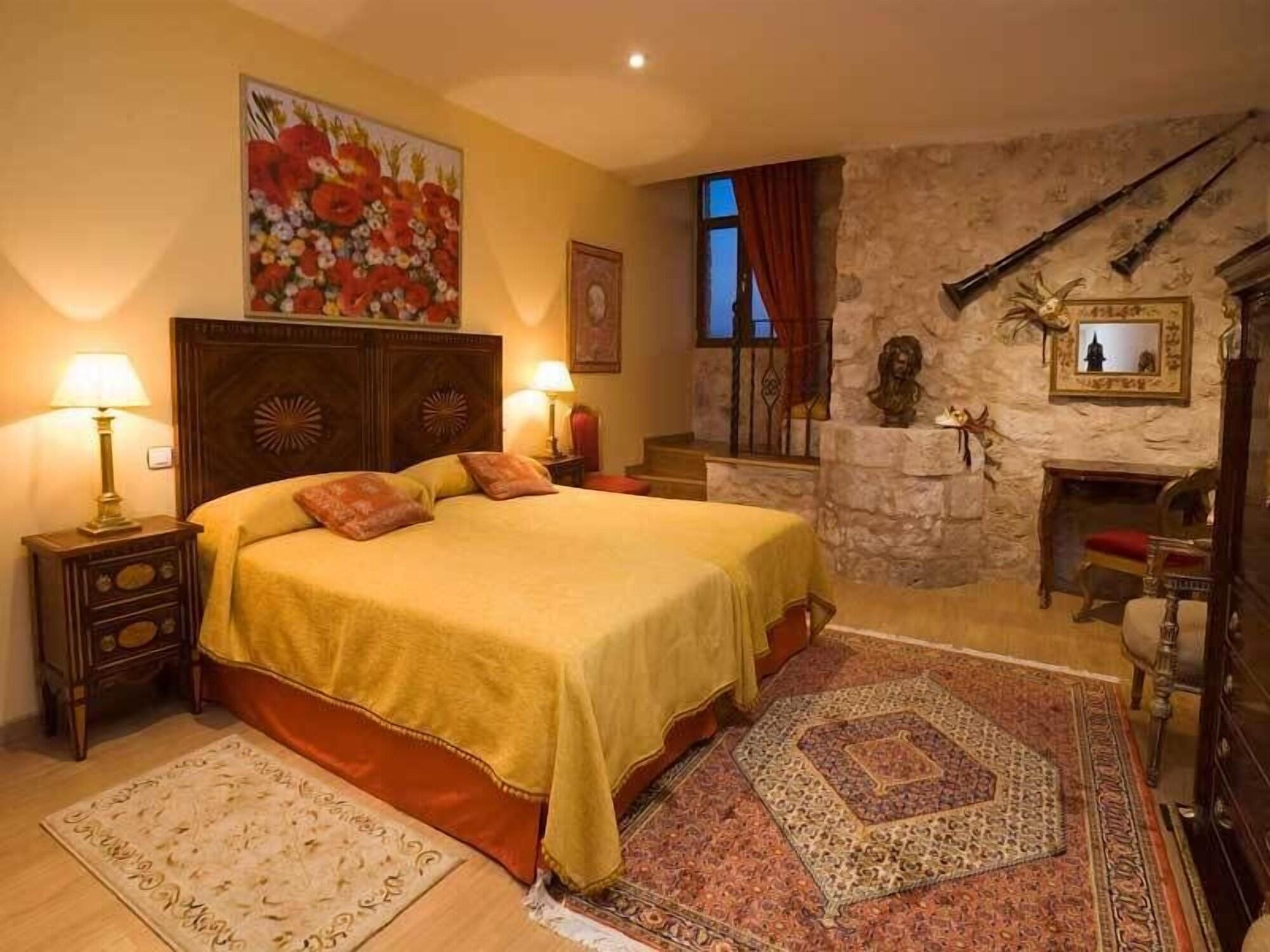 Residencia Real Del Castillo De Curiel Curiel de Duero Exteriör bild