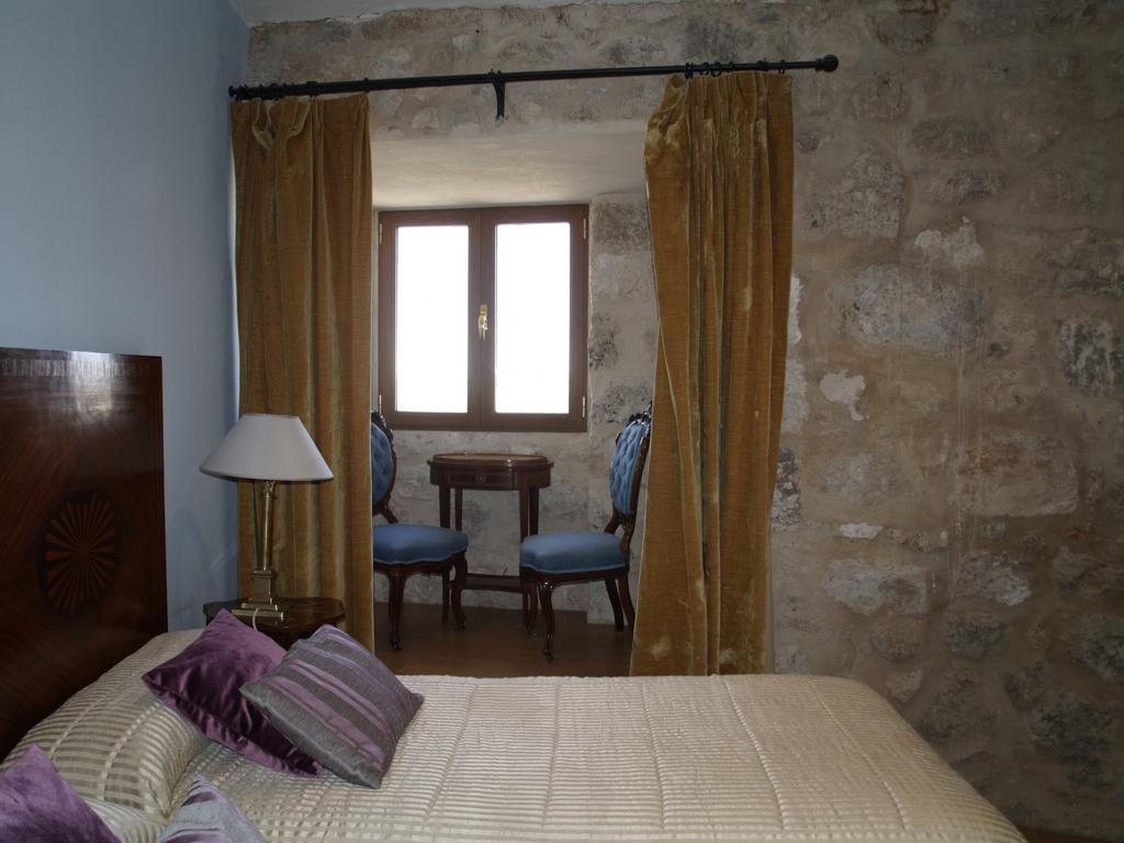 Residencia Real Del Castillo De Curiel Curiel de Duero Exteriör bild